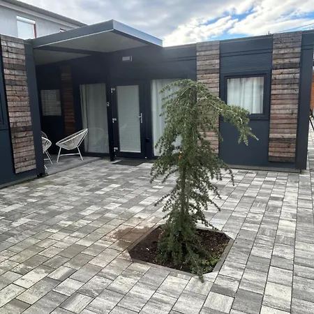 公寓 Tiny Homes Smarna 卢布尔雅那